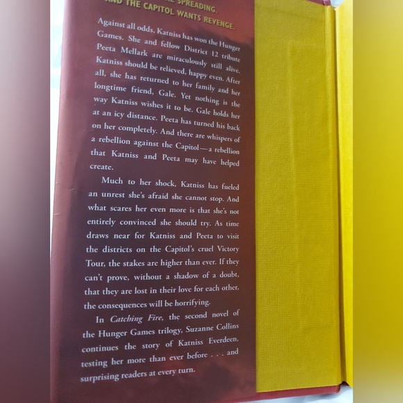 : 2 catching fire hunger games books by Suzanne Collins hard cover book club - Picture 8 of 9